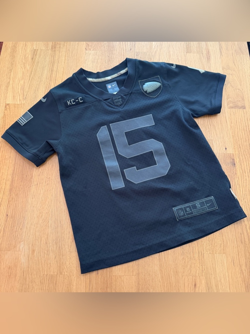 Nike NFL Kids SMALL Black KC Kansas City Chiefs Mahomes #15 Jersey